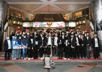 Menparekraf Dukung R2045 Indonesia Robotic Team Ikut First Global Challenge 2022