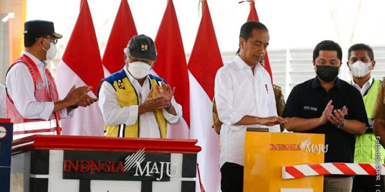 Jokowi Resmikan Jalan Tol Cibitung-Cilincing dan Jalan Tol Serpong-Balaraja