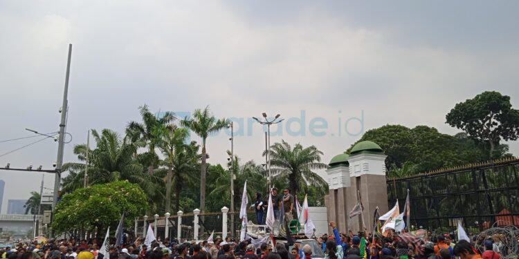 Aksi Unjuk Rasa Koalisi Driver Online di Depan Gedung DPR RI, terkait Ini