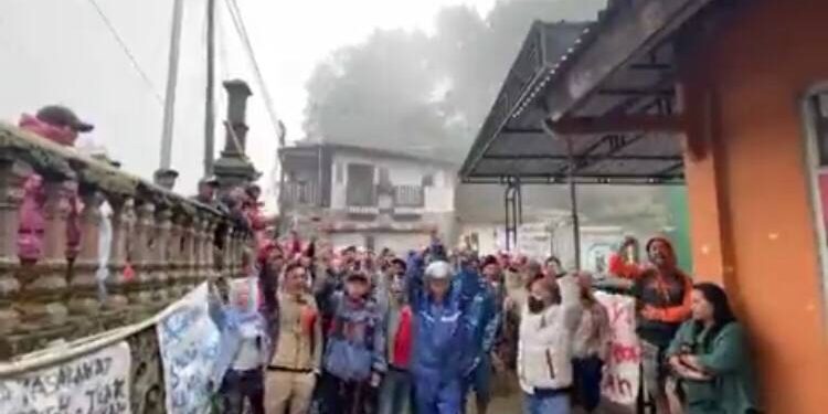 Bupati Banjarnegara Pertemukan Warga Penolak PLTP dengan Pihak Geo Dipa Energi