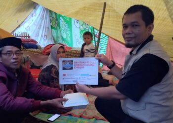 MKI Babeh Haikal Berikan Donasi untuk Korban Gempa Cianjur