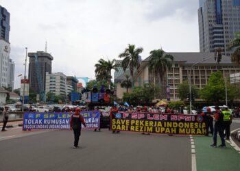 Hasil Audiensi Aliansi Aksi Sejuta Buruh ke MK