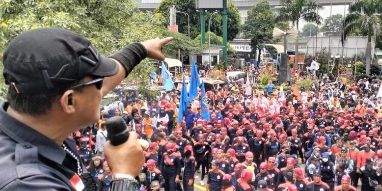 Makbullah Fauzi Menolak Penentuan Kenaikan Upah Buruh Menggunakan PP 36