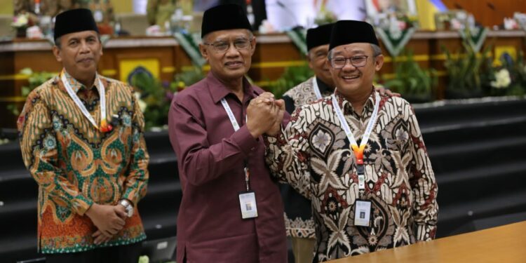 Ketum dan Sekum Muhammadiyah Periode 2022-2027 Hasil Muktamar ke-48 di Solo