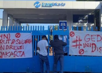 Aksi Unjuk Rasa Jaringan Intelektual Hukum Nasional (JIHN)