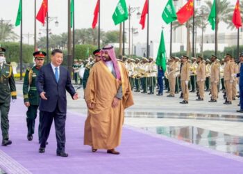 Arab Saudi dan China Kerja Sama di Pasar Minyak Global