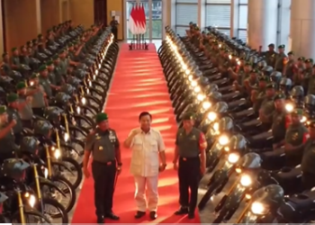 Menhan Prabowo Menjumpai Ribuan Personel Babinsa Kodam V/Brawijaya