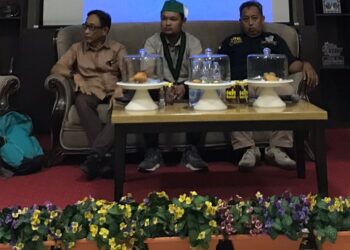 Menakar Kebijakan Publik dalam Ciptaker dan KUHP