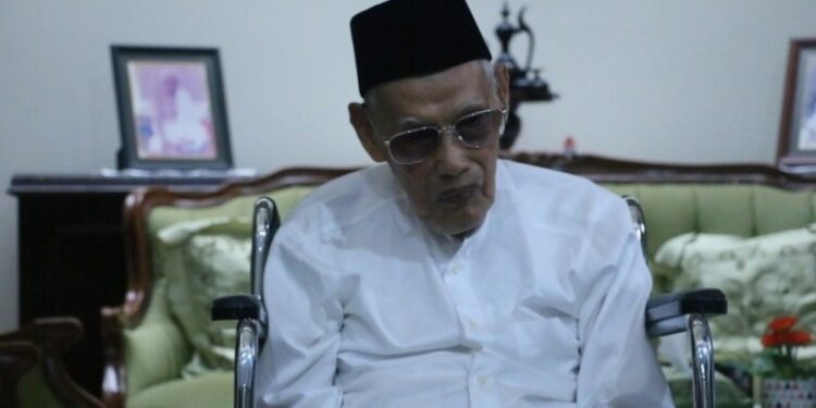 Mantan Ketum MUI Kiai Ali Yafie Meninggal Dunia