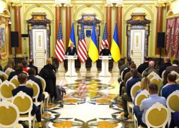 Kunjungan Mendadak Biden ke Ukraina