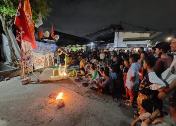 Festival Kelas Pekerja Depan Pabrik: Berangkat dari Keadaan 39 Buruh yang Di-PHK