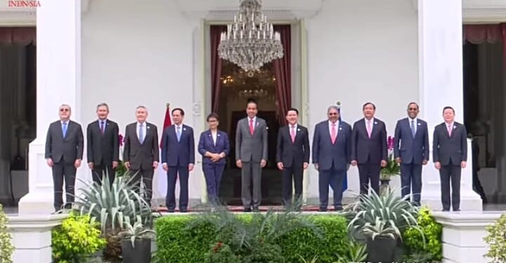 Terima Kunjungan Kehormatan Menlu dan Sekjen ASEAN, Presiden Tekankan Dua Hal Ini