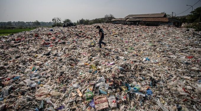 Hari Peduli Sampah Nasional 2023, Greenpeace Indonesia Ingatkan Ini ke KLHK
