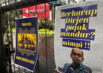 Momen Lima Elemen yang Aksi di Ditjend Pajak Siang Tadi Beserta Tuntutannya