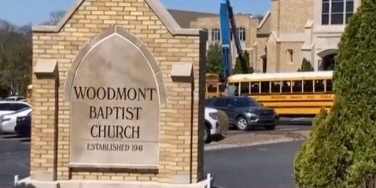 Seorang Pria Menyerang Sekolah di Daerah Nashville, Menewaskan Enam Orang