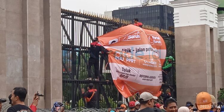 Aksi Unjuk Rasa Perempuan Partai Buruh Memperingati IWD 2023