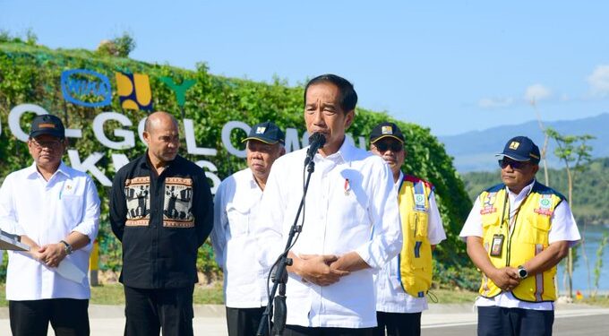 Presiden Meresmikan Jalan Akses Labuan Bajo-Golo Mori, NTT, Berharap Ini