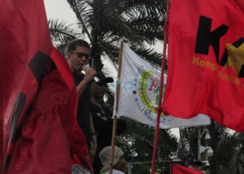 Rocky Gerung Sebut Perppu Cipta Kerja Regulasi Paling Busuk di Asia Pasifik