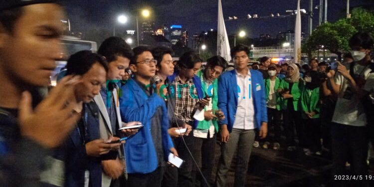 Aksi BEM Sejabodetabek Tolak UU Ciptaker di DPR, ILMISPI Ingatkan Kondisi Indonesia