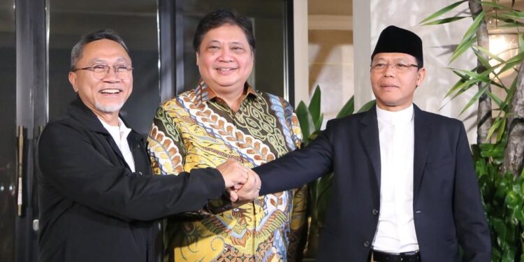 Ketum Golkar Tegaskan KIB Solid, Ketum PAN Bilang Begini