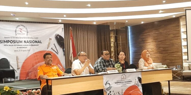 Simposium Nasional: Peta Jalan Reformasi Hukum Perburuhan di Indonesia