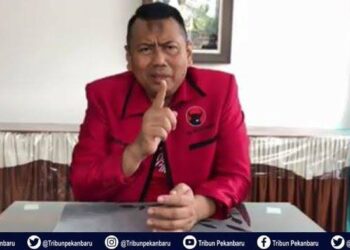 Kapitra Ampera ke Rocky Gerung: Jangan Merasa Pintar