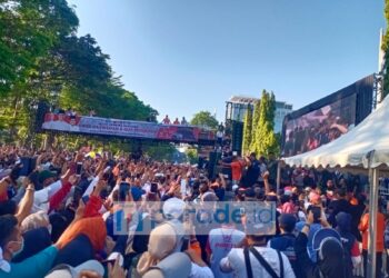 Lautan Massa Jalan Gembira AMIN di Makassar