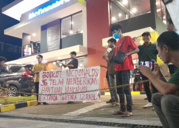 Pemuda Syarikat Islam Segel Resto Cepat Saji Asal AS, Imbas Dukung Israel
