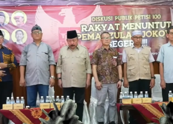 Petisi 100: Rakyat Menuntut Pemakzulan Presiden Jokowi Segera