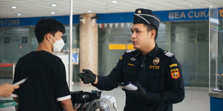 Regulasi Mengenai Barang Bawaan ke Luar Negeri