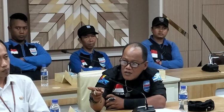 Audiensi SP/SB dengan DPRD Jabar: Tuntut Gubernur Terbitkan Kepgub Ini
