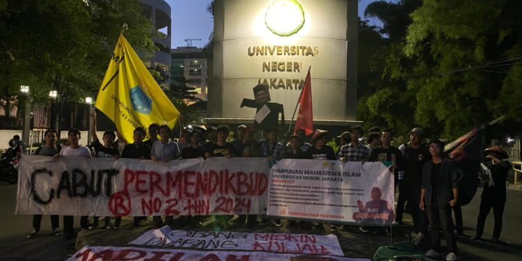 Empat Tuntutan Organisasi Eksternal Mahasiswa UNJ terhadap Biaya Pendidikan