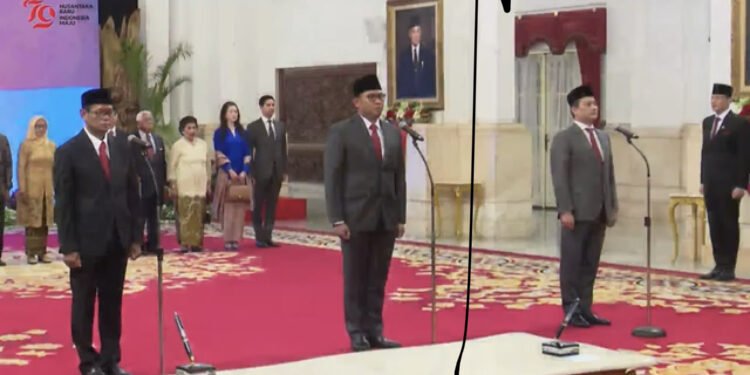 Jokowi Lantik Tiga Wamen: Keuangan, Pertanian, dan Marves