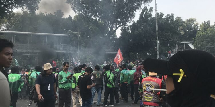 Aksi Massa Ojol Hari Ini Ingin Bertemu Menkominfo, Bukan Dirjen