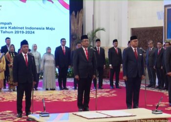 Jokowi Lantik Tiga Menteri dan Wakil Menteri di Istana Negara
