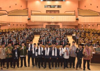 Di Gedung DPR, DDII Lepas 137 Dai Tugas ke Penjuru Negeri