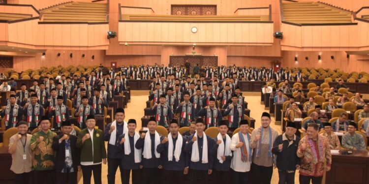 Di Gedung DPR, DDII Lepas 137 Dai Tugas ke Penjuru Negeri