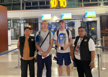 Bule Ikut Demo Ojol Dideportasi