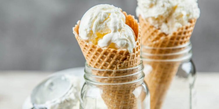 Cara Menikmati Es Krim Agar Badan Tidak Gemuk