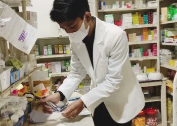 Keberadaan Insan Farmasi Mengedukasi Masyarakat tentang Kesehatan