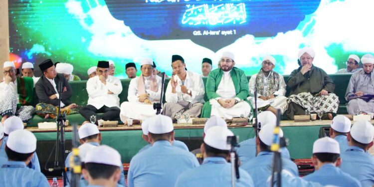 Menag dan Segenap Pejabat Negara Peringati Tabligh Akbar Isra Miraj di Masjid Istiqlal