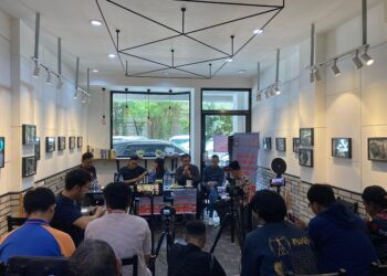 Kala Polisi dan Militer Kembali ke Politik Dikritisi