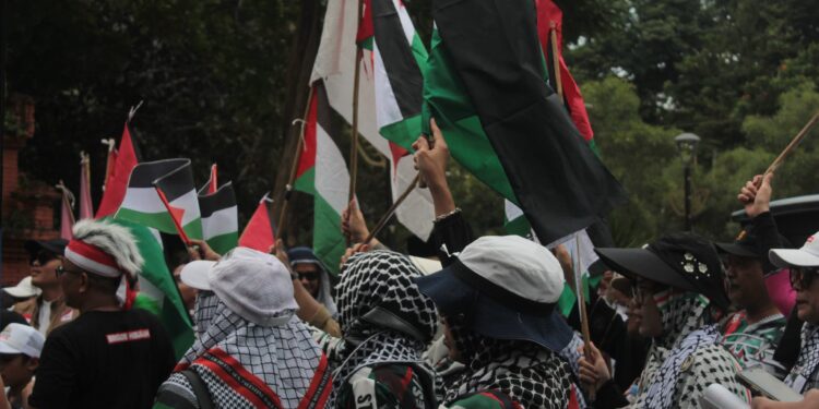 ‘Ayo Rekonstruksi Gaza’ Digelorakan Indonesia Peace Convoy di Kudus