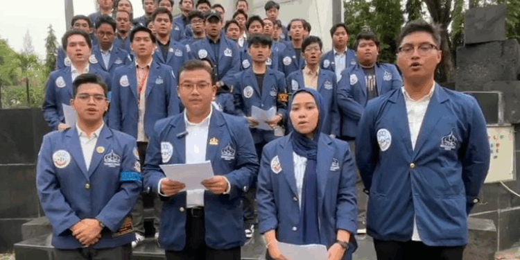 Delapan Sikap Masyarakat Mahasiswa Universitas Trisakti atas Tewasnya 10 Orang Pengunjuk Rasa