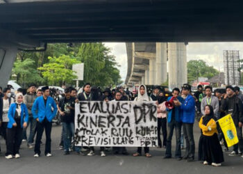 PMII Makassar Tolak Gelar Pahlawan Soeharto