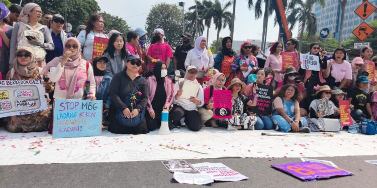 Aliansi Perempuan Desak Pemerintah Turunkan Harga Sembako dan Hentikan MBG Bermasalah