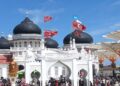 Peringatan Hari Damai Aceh Ricuh, Bendera Bulan Bintang Berkibar di Masjid Raya