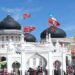 Peringatan Hari Damai Aceh Ricuh, Bendera Bulan Bintang Berkibar di Masjid Raya