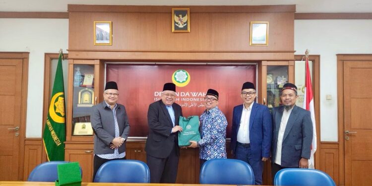 Kunjungi Dewan Dakwah, Presiden WADAH Malaysia Serukan Penguatan Kader dan Persatuan Serumpun