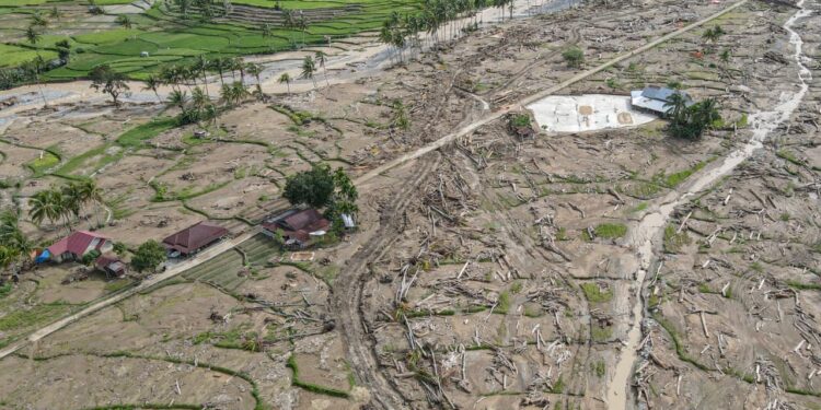 [Siaran Pers] Delapan Bulan Bencana Ekologis Sumatera, Pemulihan Korban Masih Terbengkalai